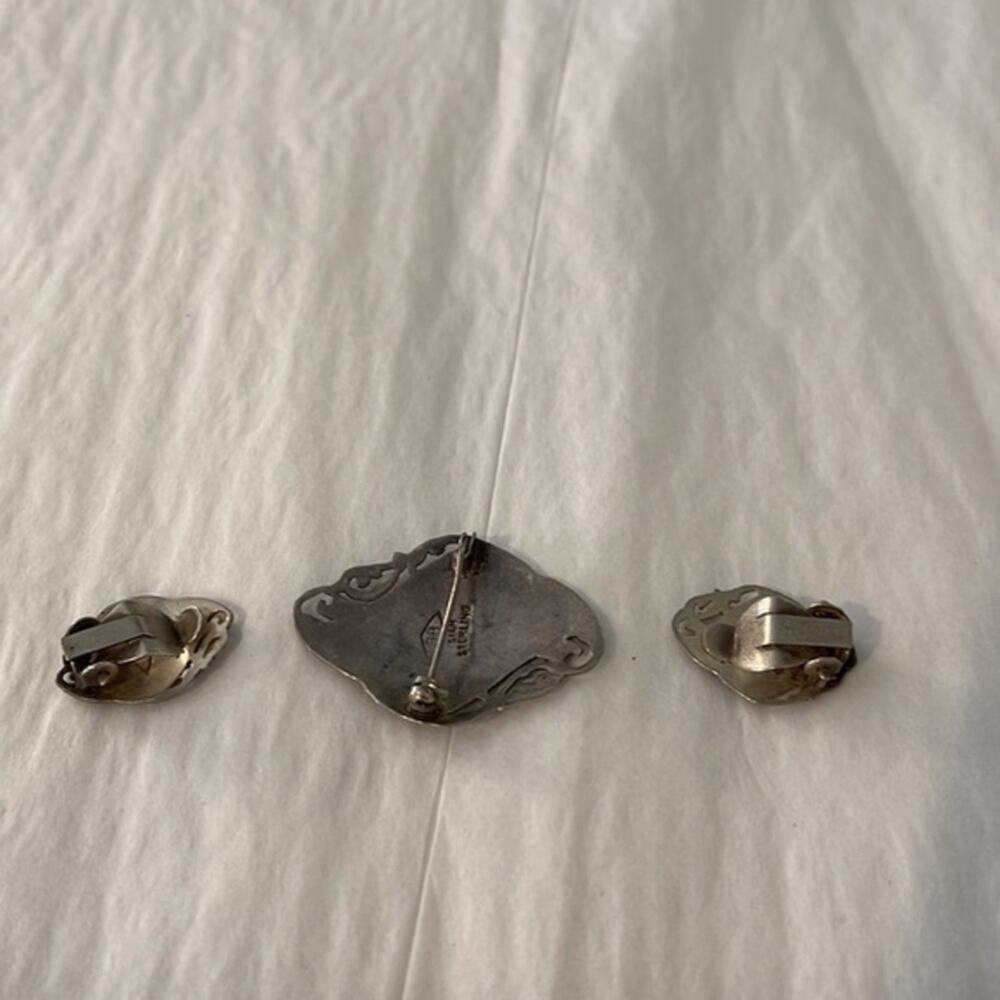 Vintage SIAM sterling silver pin and earrings set - Picture 2 of 2